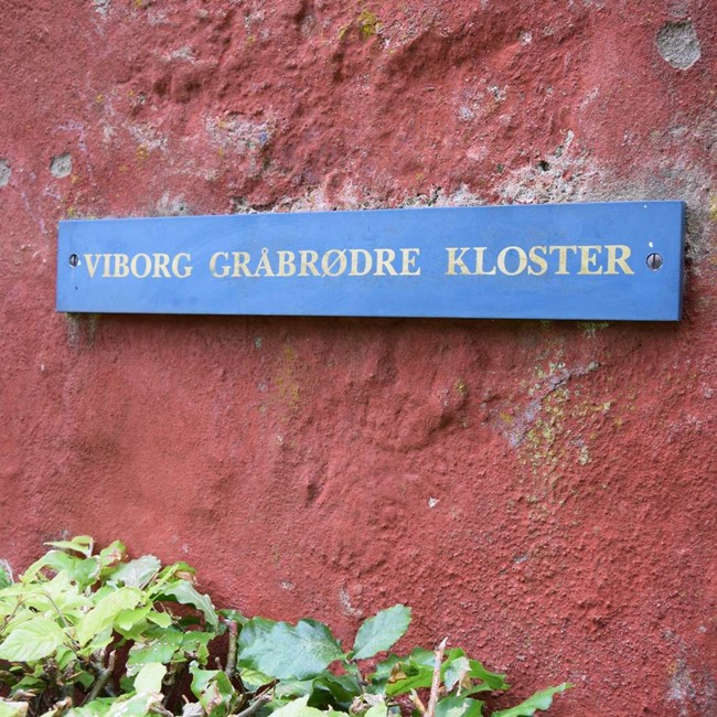 VisitViborg_Skilt_Gråbrøde_Kloster_praktikant.jpg